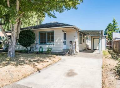 Main picture of 410 S Harrison St