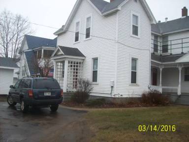 Main picture of 1831 Whipple St