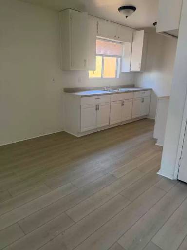 Main picture of 38445 10th Pl E