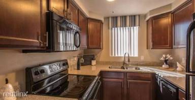 Main picture of Scottsdale Highlands Apartments