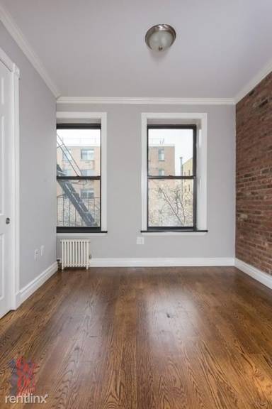 Main picture of 309 E 8th St