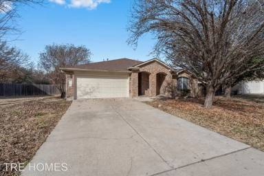 Main picture of 1308 Pigeon View St