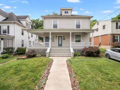 Main picture of 926 Winona Ave SW