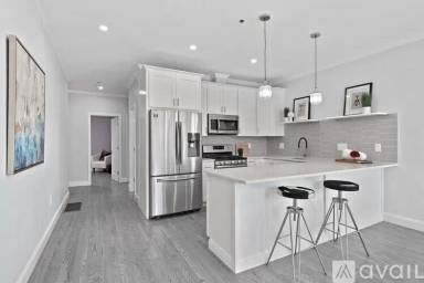 Main picture of 68 Edson St