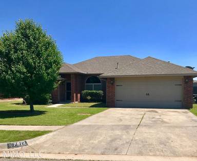 Main picture of 7912 Woodbend Ln