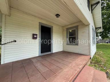 Main picture of 119 S Harvard Ave