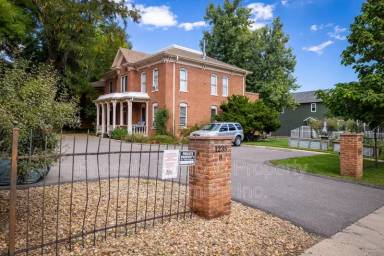 Main picture of 1237 Elder Ave