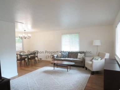 Main picture of 917 Valley Rd