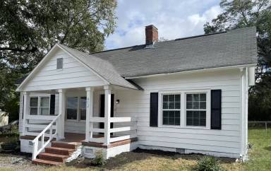 Main picture of 412 S Webb St