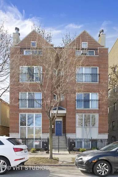 Main picture of 1369 W Hubbard St