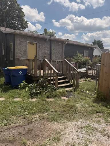Main picture of 1009 Nutwood St