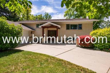 Main picture of 1720 E Millcreek Cir