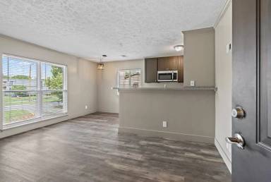 Main picture of 5164 Linbar Dr
