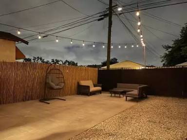 Main picture of 3356 W Imperial Hwy
