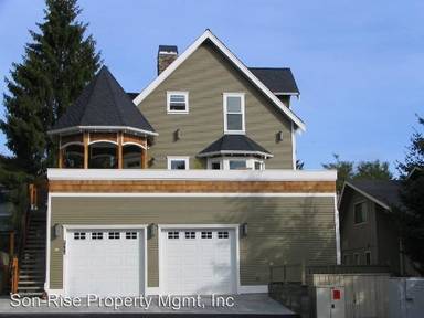 Main picture of 1909 Donovan Ave