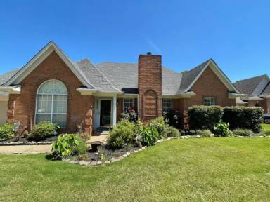 Main picture of 8664 Forest Breeze Dr