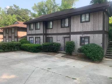 Main picture of 915 Flythe Dr