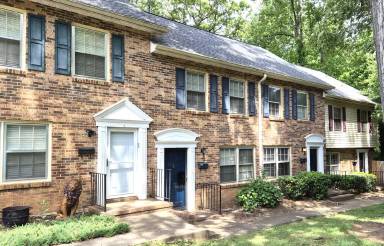 Main picture of 1430 Dover Rd