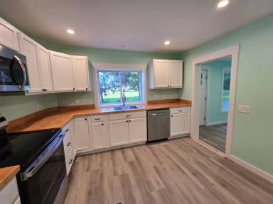 Main picture of 5 Fairview Ave