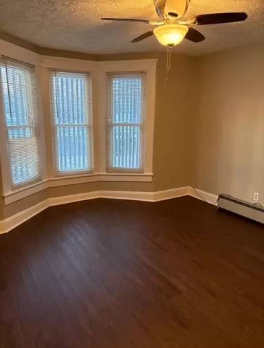 Main picture of 22 1/2 Granville St