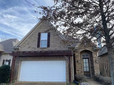 Main picture of 5236 Laurel Home Cv