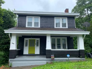 Main picture of 1633 Sutter Ave