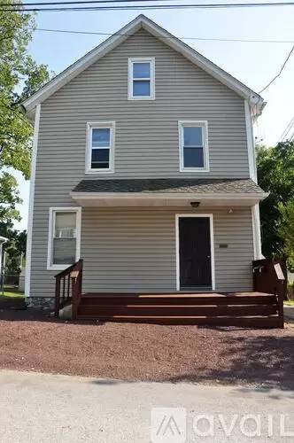 Main picture of 832 Maple Ave