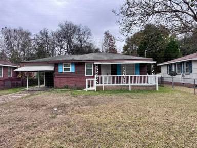 Main picture of 2848 Blan St