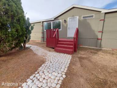 Main picture of 337 N San Pedro St