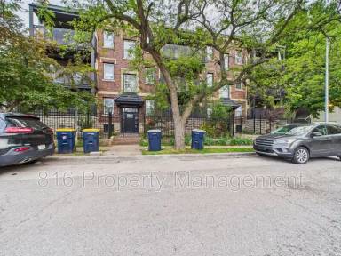 Main picture of 1108 E 40th St
