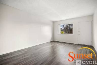 Main picture of 1855 Bayview Heights Dr