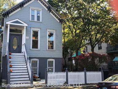 Main picture of 3145 N Kenmore Ave