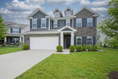 Main picture of 16179 Larimar Dr