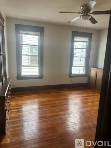 Main picture of 49 Marshall St