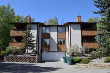 Main picture of 7352 Huntsmen Cir