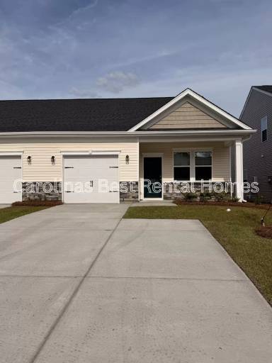 Main picture of 449 Lady Liberty Way