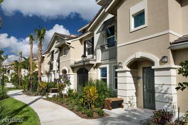 Main picture of 1010 Quaye Lake Cir