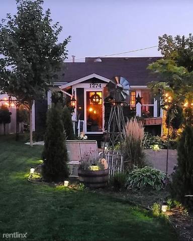 Main picture of 1274 Hoyt Ave W