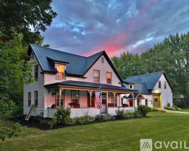 Main picture of 2820 E Conway Rd