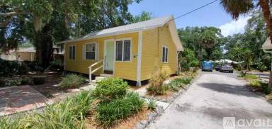 Main picture of 1817 6th St