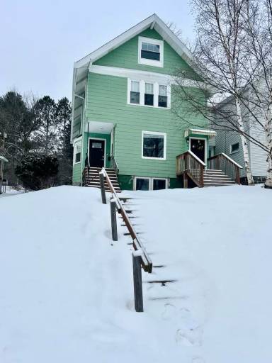 Main picture of 1719 E 5th St