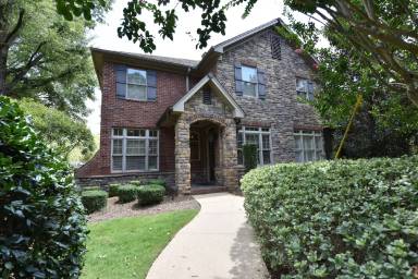 Main picture of 1314 Gatewood Dr