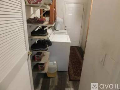 Main picture of 5825 40th St