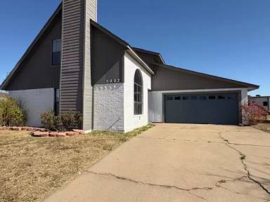Main picture of 5002 SE 47th St