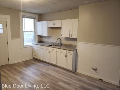 Main picture of 20 College Rd