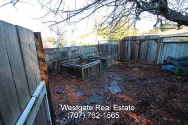 Main picture of 1100 Mountain View Ave