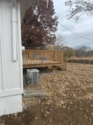 Main picture of 6633 NE 49th St
