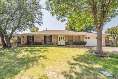 Main picture of 2890 Elsinor Dr