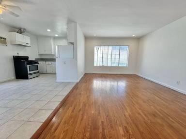 Main picture of 3419 Club Dr