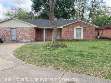 Main picture of 503 Cambridge Village Dr